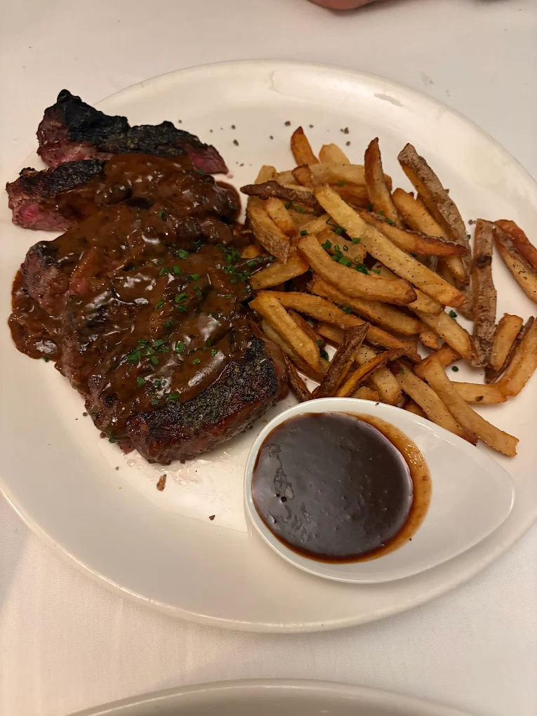 Tinos kitchen and bar 1